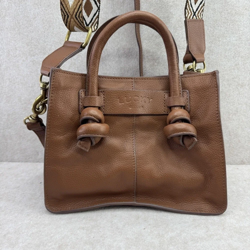 Lucky Brand show original clean